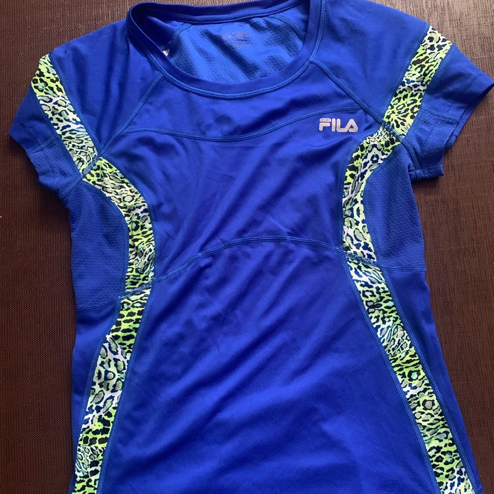Fila workout top size M